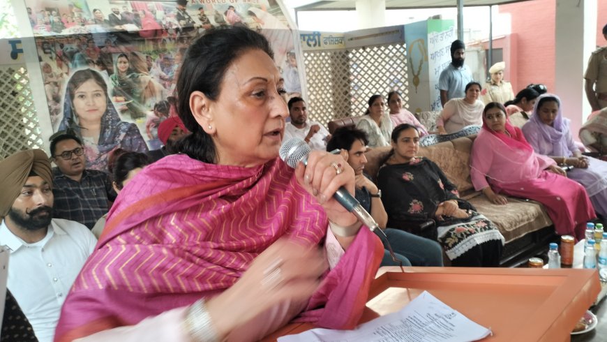 ਪਰਿਵਾਰ ਹੋਵੇਗਾ ਖੁਸ਼ਹਾਲ ਤਾਂ ਪੰਜਾਬ ਬਣੇਗਾ ਖੁਸ਼ਹਾਲ  : ਰਾਜ ਲਾਲੀ ਗਿੱਲ